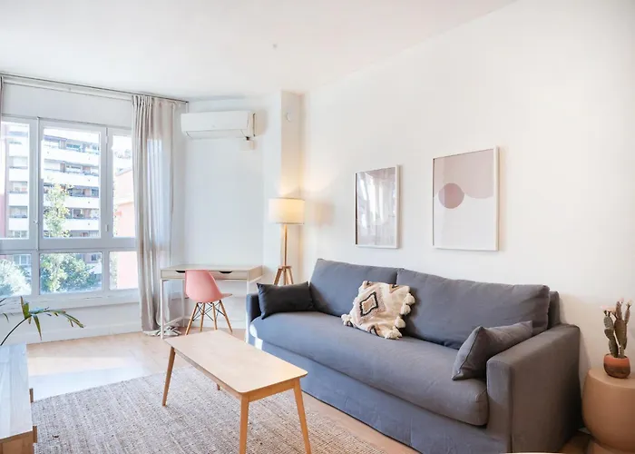 Comfortable For Groups Next To Sagrada Familia, 아파트