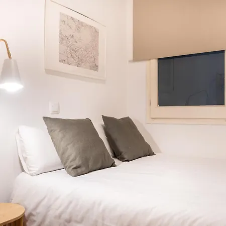 Comfortable For Groups Next To Sagrada Familia Barcellona