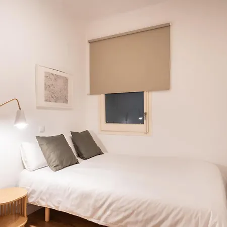 Comfortable For Groups Next To Sagrada Familia, Apartament *