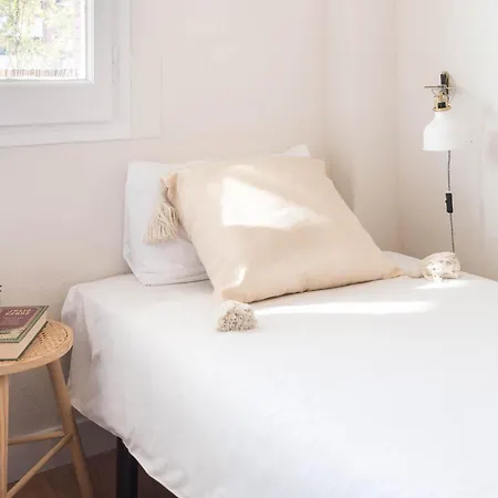 Comfortable For Groups Next To Sagrada Familia, Apartament Barcelona
